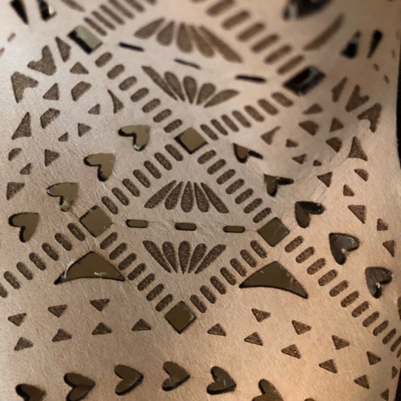 Anthropologie All Black brand shoes size 37! - Picture 6 of 6